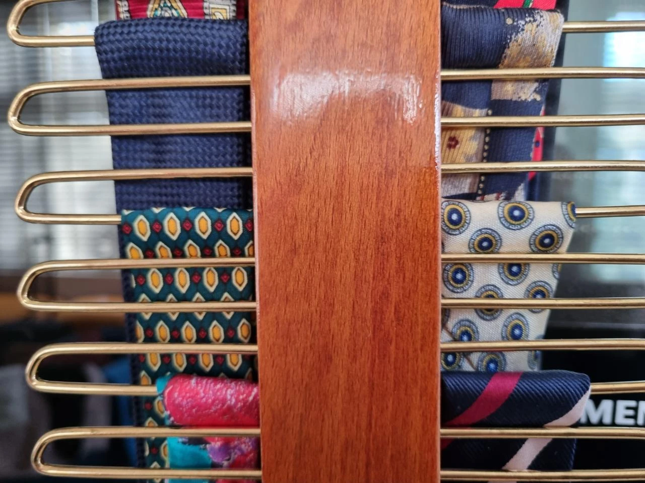 Luxury tie rack with 14 pure silk ties – photo 4